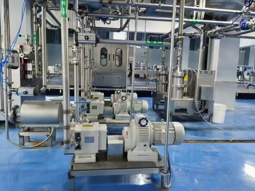 1739511942323557Ldjf.jpg 640.jpg